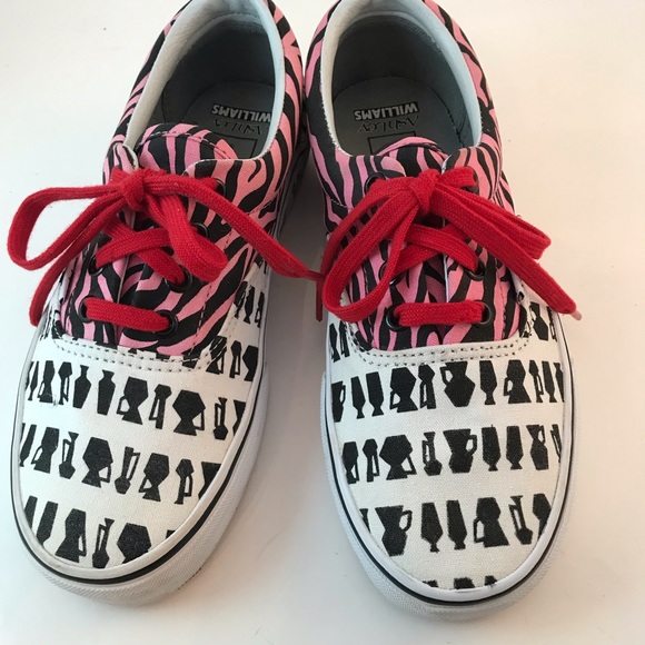 Vans Ashley Williams Special Edition Sneakers - Picture 2 of 14